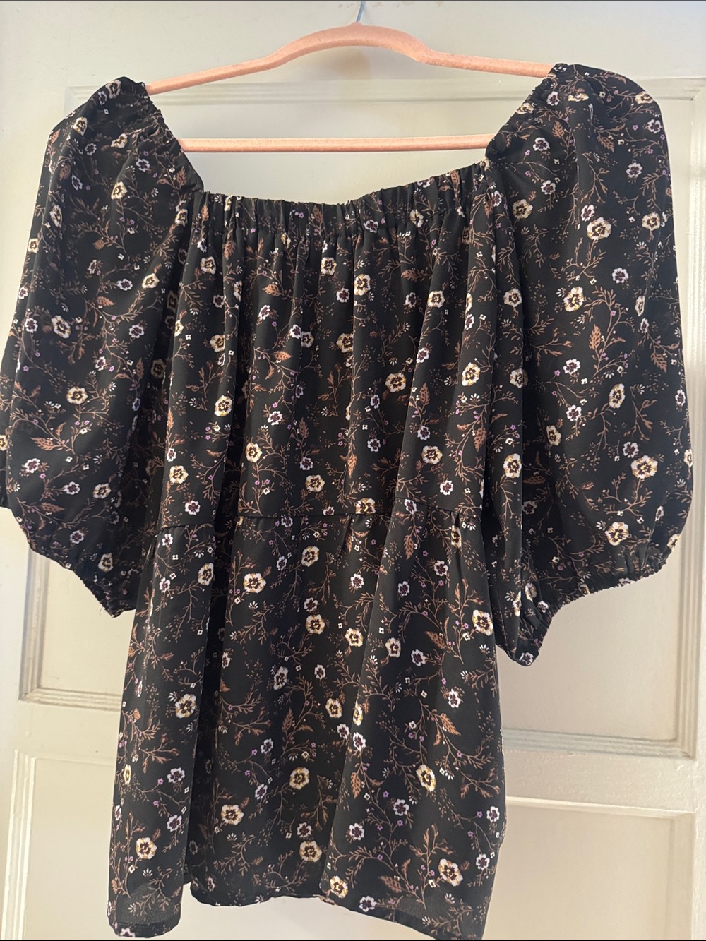 Square neck floral top black